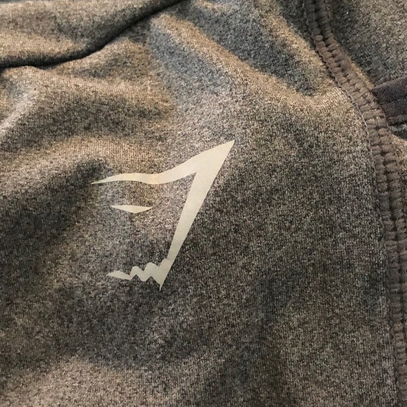 Grey gymshark leggings - Picture 3 of 4